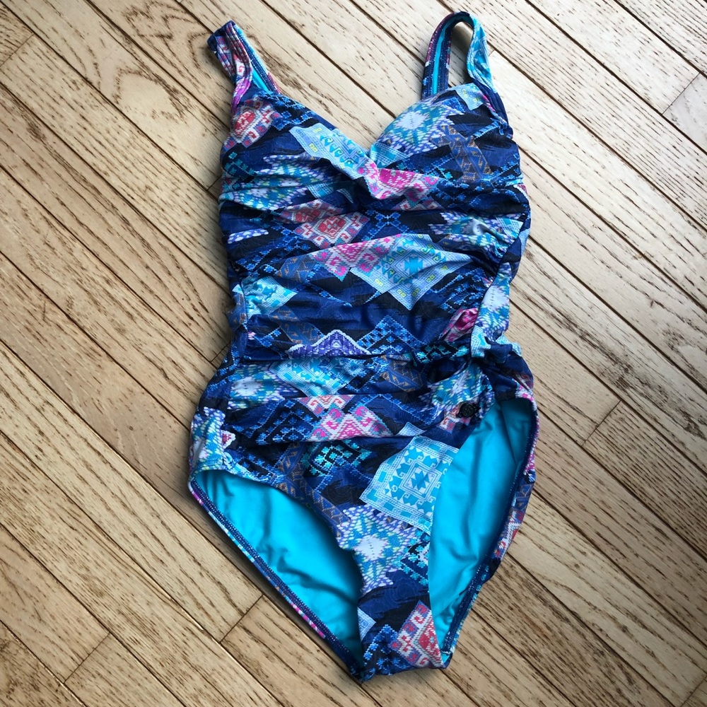 NWT SUNSEEKER AUSTRALIA SWIMSUIT